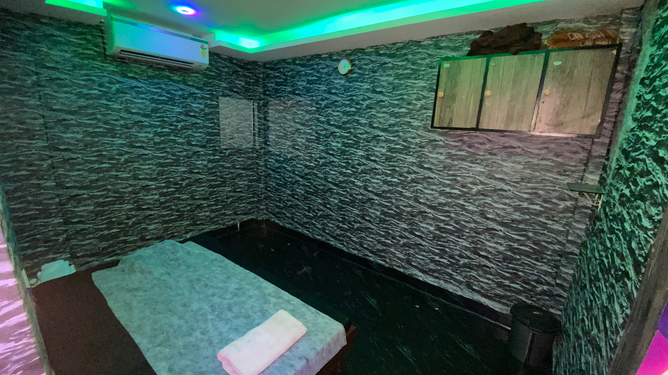 spa in Sanpada, Navi Mumbai